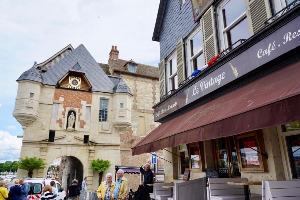 Bed and Breakfast Le Bourg Asnieres-en-Bessin Exterior foto