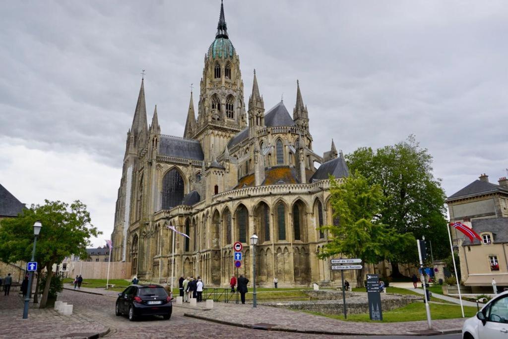 Bed and Breakfast Le Bourg Asnieres-en-Bessin Exterior foto