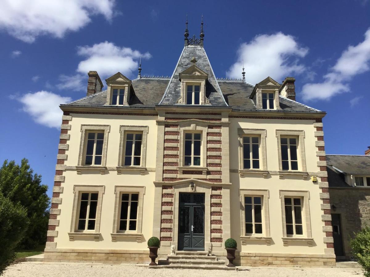 Bed and Breakfast Le Bourg Asnieres-en-Bessin Exterior foto